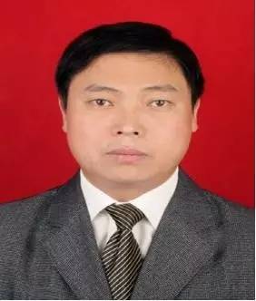 词风雅韵-冯振宇｜千条溪水奔流去万顷荷花娇艳红