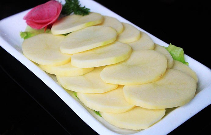 漂亮MM不再为斑点而苦恼，因为学会了这些