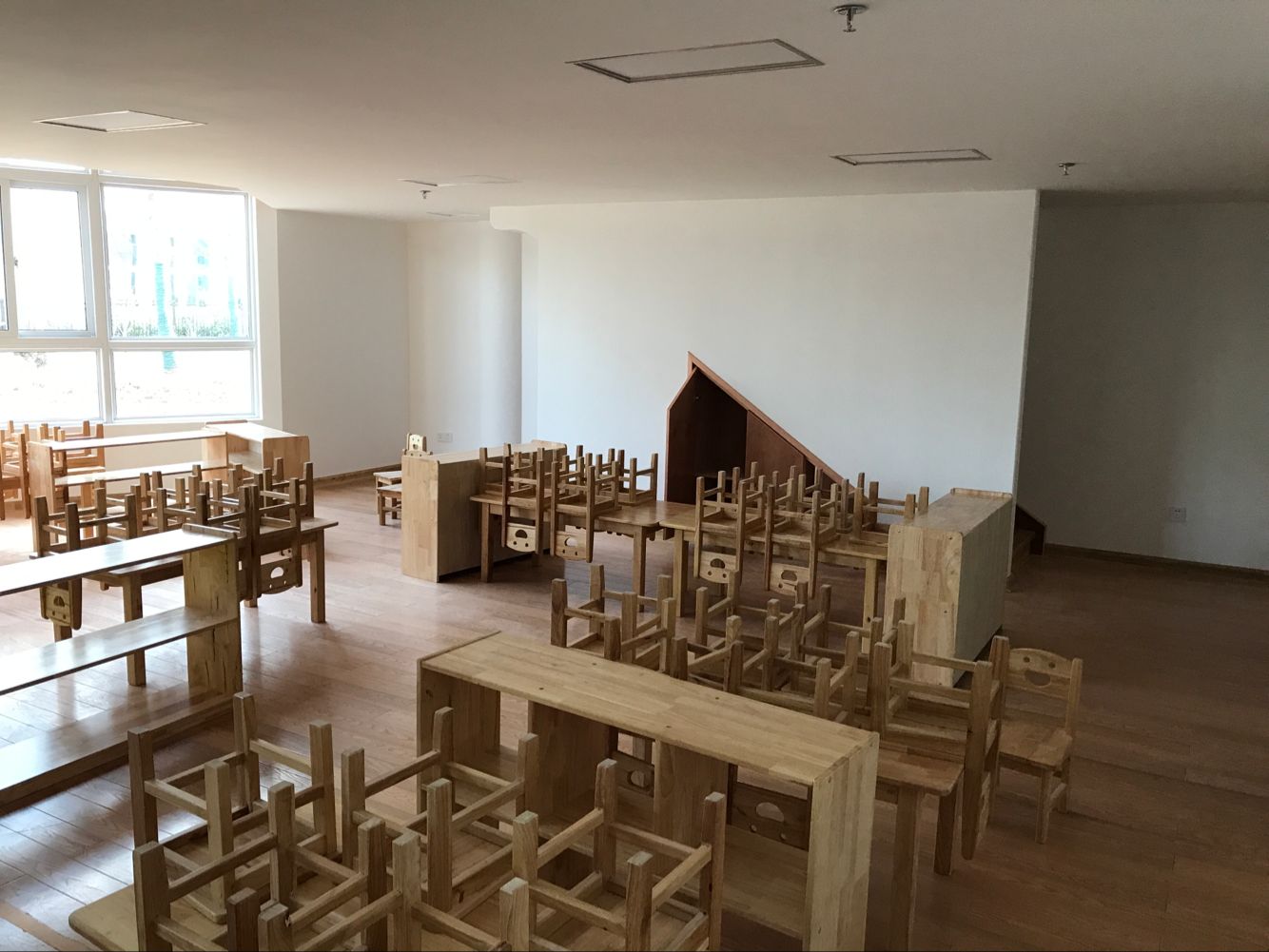 南京武家嘴实验学校图片,南京武家嘴实验中学