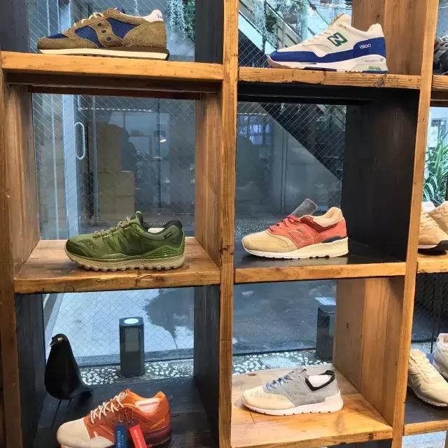 逛完这10家原宿球鞋店后，爆款冷门你想要的这里都有！