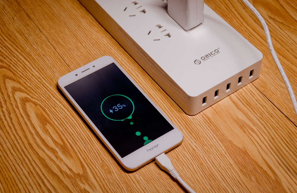 荣耀畅玩6a详解,不费流量而且还好玩的游戏推荐