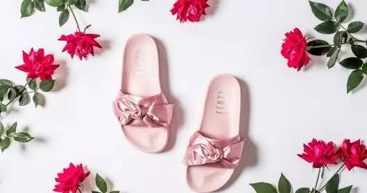 网红夏季百搭拖鞋,2019网红拖鞋夏