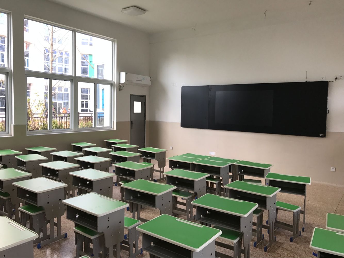 南京武家嘴实验学校图片,南京武家嘴实验中学