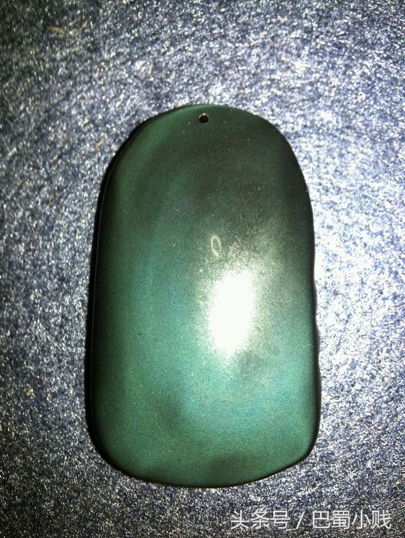 黑曜石牌真假鉴别,带彩虹眼的黑曜石有假货吗