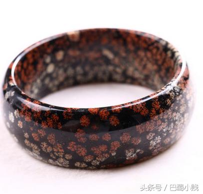 黑曜石牌真假鉴别,带彩虹眼的黑曜石有假货吗