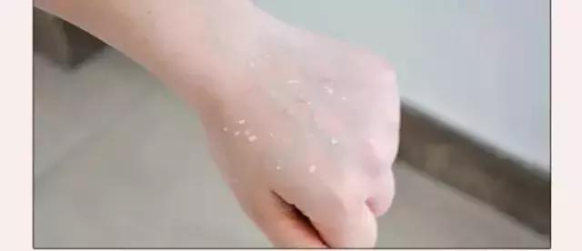 补妆气垫神器方便携带小样,补妆气垫推荐干皮夏季