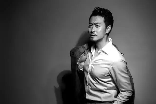 演员黄俊鹏和谁是连襟,黄俊鹏和谁像