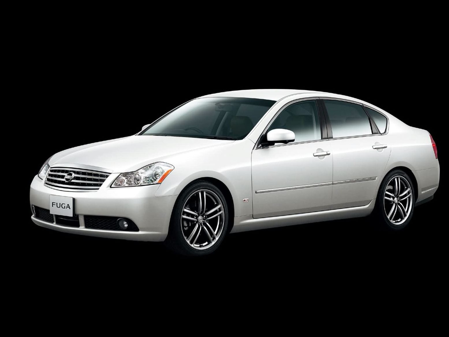 号称移动沙发的日产天籁,乘坐者之车