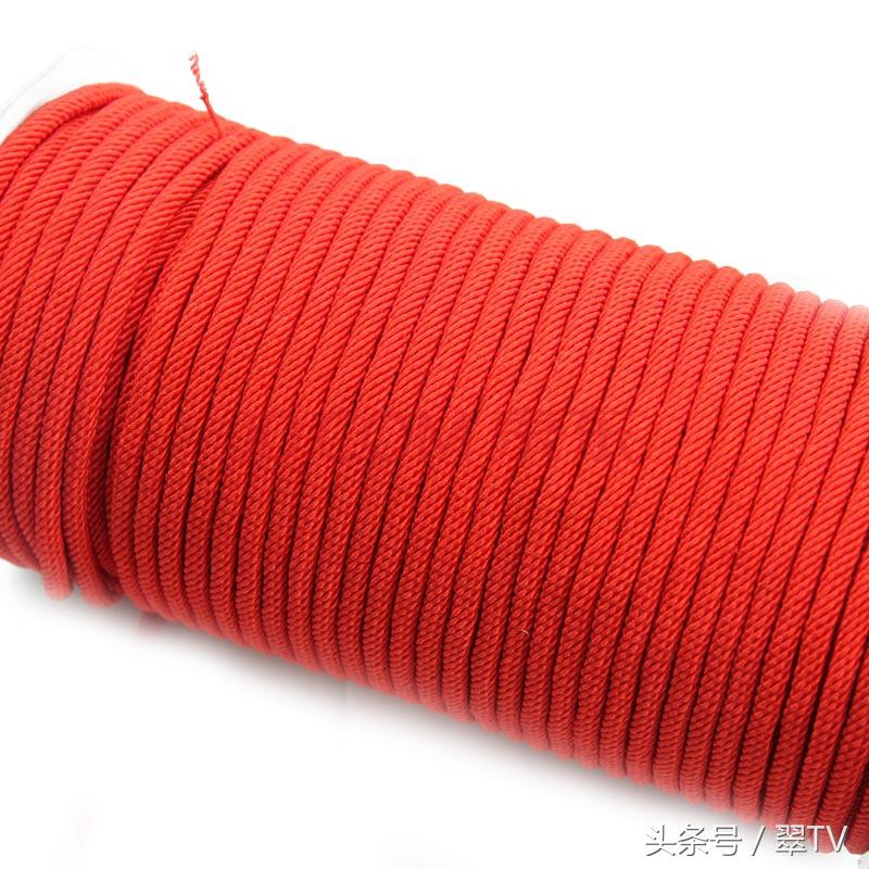 玉挂绳的正确方法,绑玉用的绳子也有讲求