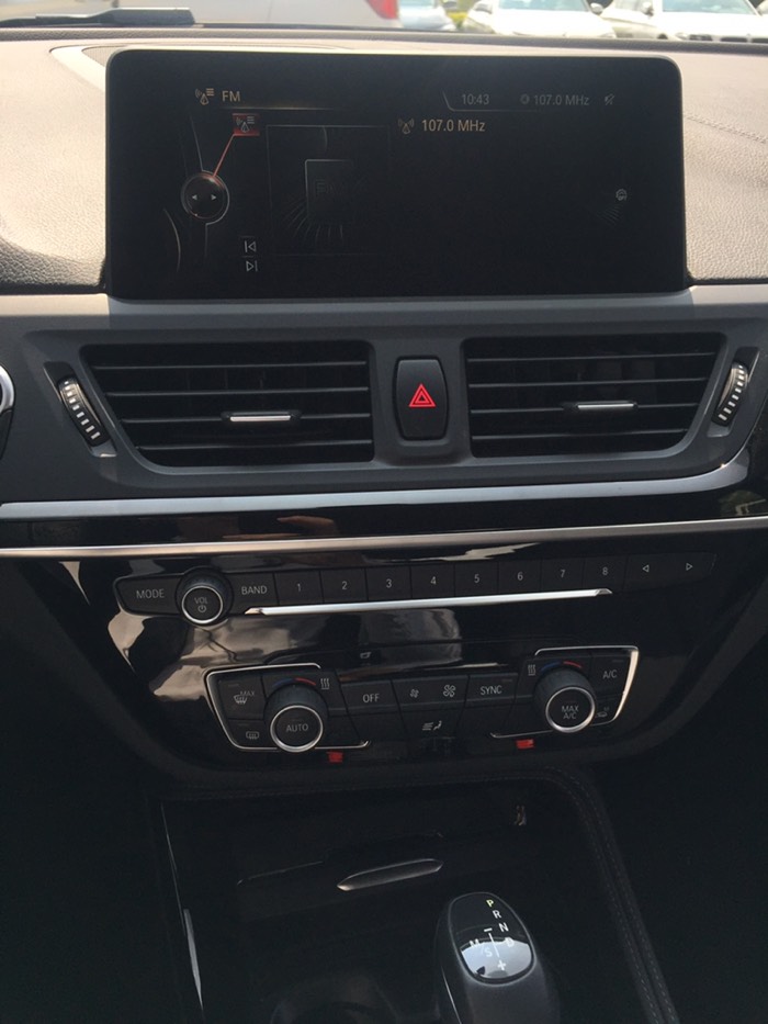 宝马118i几缸发动机,宝马1系118试驾视频