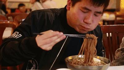 适合夏天吃的各种凉面,让你胃口大开的夏日凉面