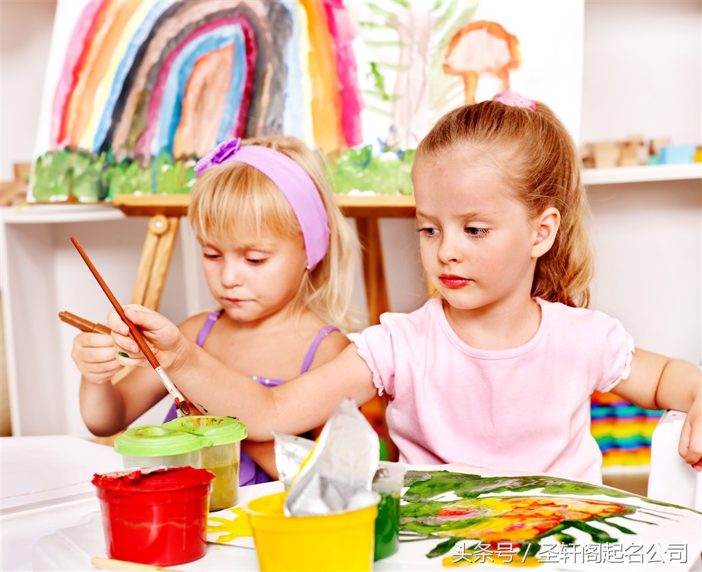 双胞胎女孩小名起名字大全2021,最新的双胞胎宝宝起名大全