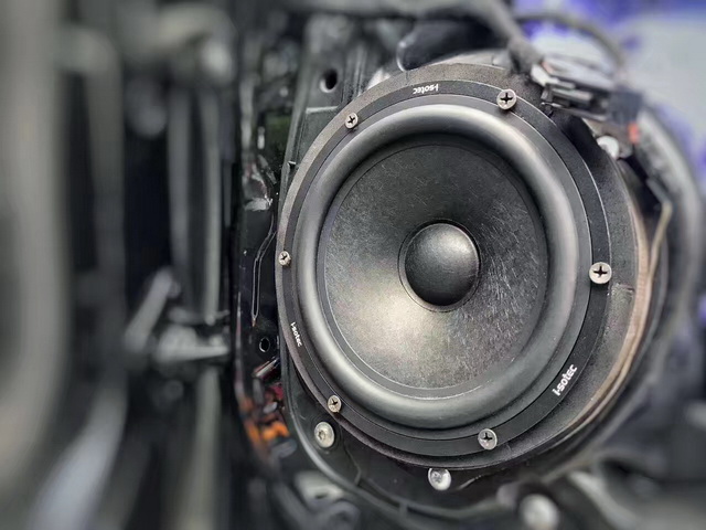 奔驰gl400和gls400区别,奔驰gl400双天窗