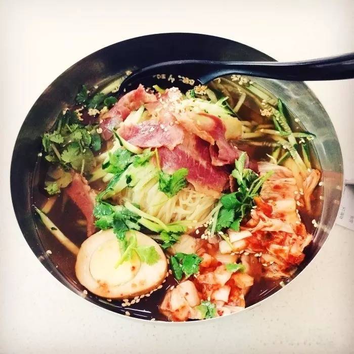 适合夏天吃的各种凉面,让你胃口大开的夏日凉面