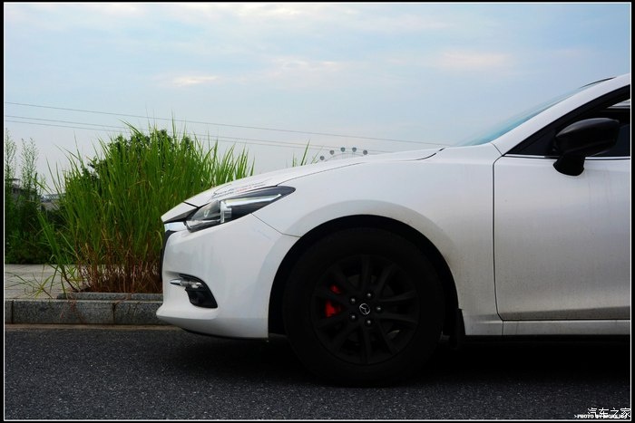 马自达3昂克赛拉2.0实际油耗,马自达昂克赛拉2.0质擎版试驾