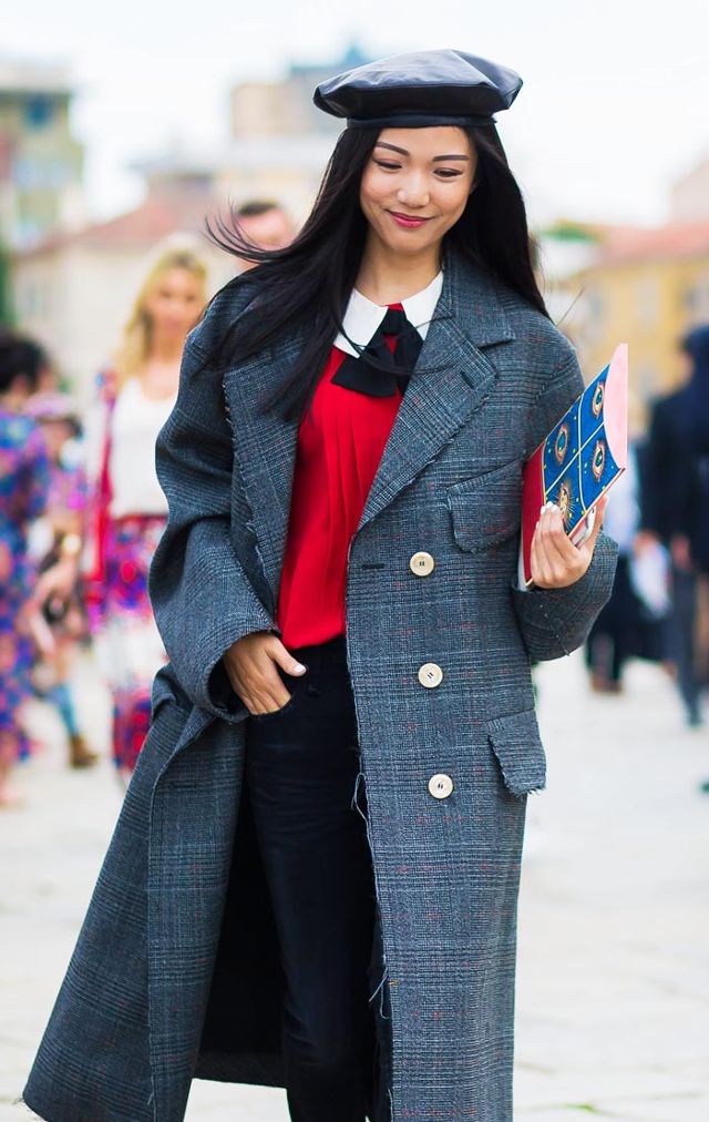 草帽贝雷帽的正确戴法,怎样把贝雷帽戴着好看