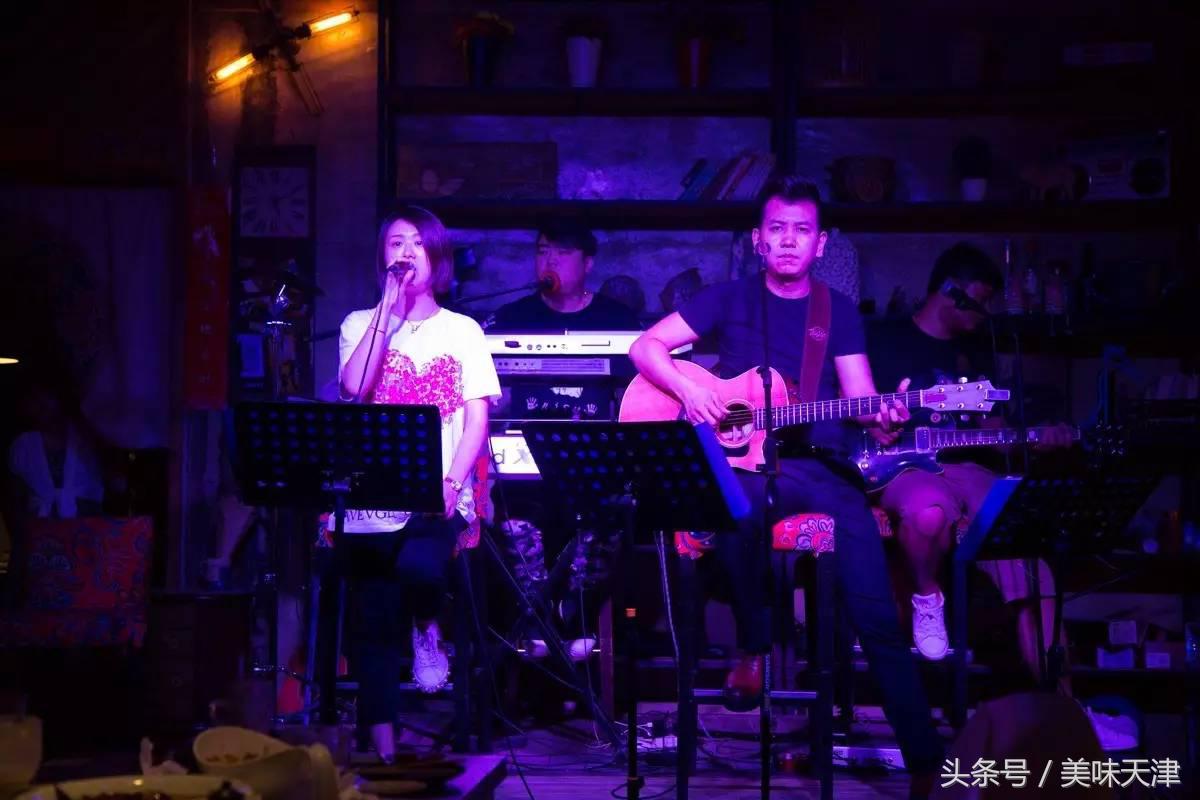 那天明明想要约你喝酒，开口却变成了「要不要一起吃饭」，酒馆中的美味派，夜宵中的狂热派，非你莫属