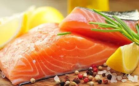 哺乳期妈妈尿酸高的饮食办法,哺乳期妈妈饮食对宝宝有害吗