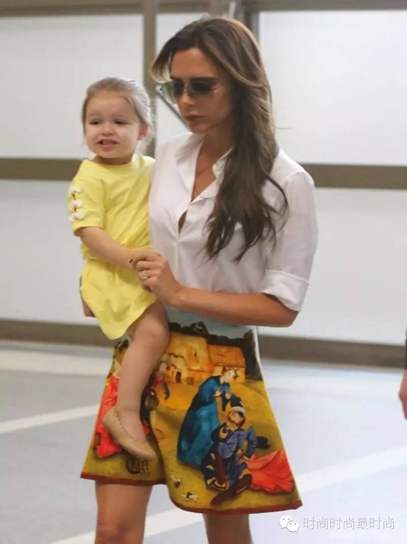 小白t恤男士配西装最帅,小白体恤长袖秋款男