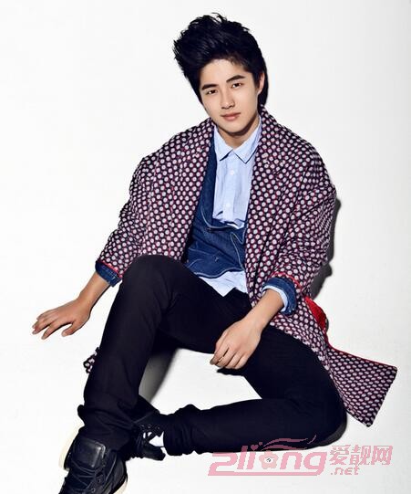 飞机头帅气发型,飞机头潮男照片