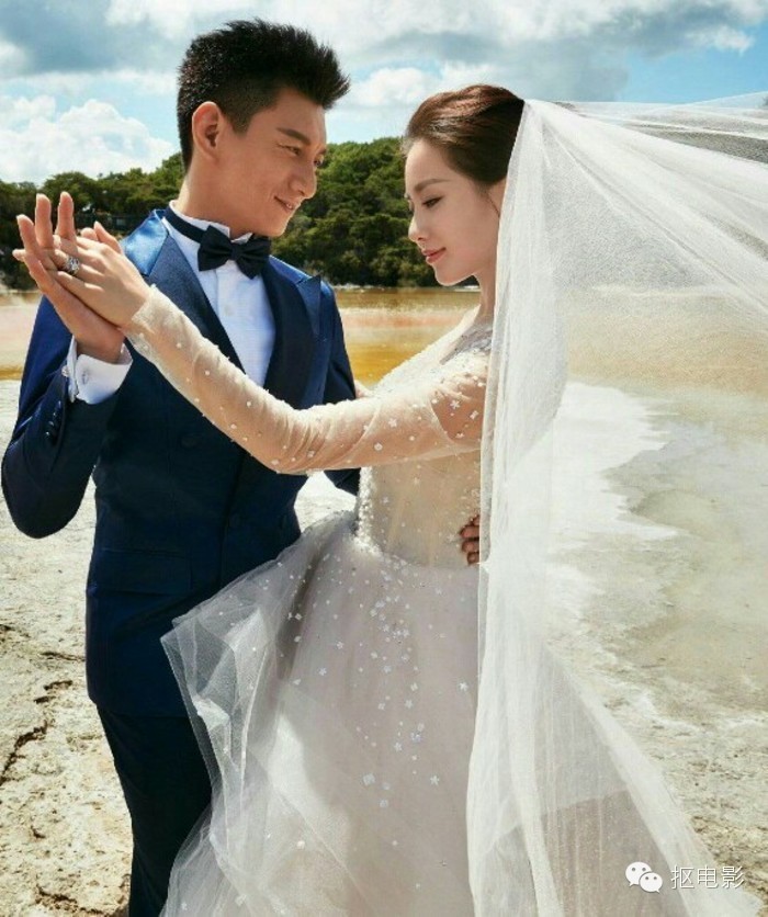 一向低调的隆诗，高调起来10个亿都打不住！