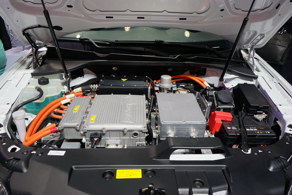 华泰新能源iev230报价,华泰iev230电池是什么品牌