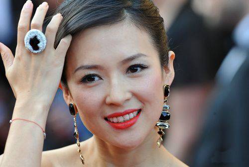 自信的女人喜欢什么花,自信女人最爱美