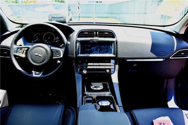 捷豹f-pace改装捷豹f-pace,捷豹f-pace2024款落地价对比捷豹xfl