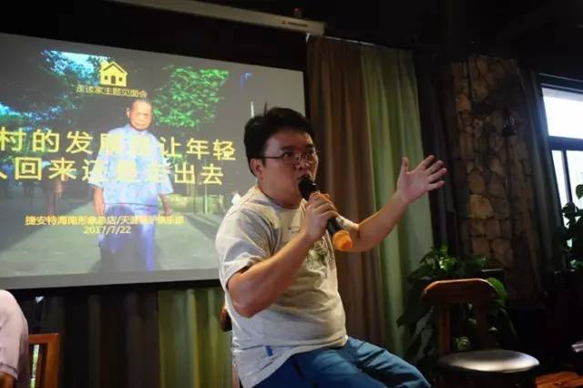 做个没感情有情怀的人,有情怀的人和没情怀的人