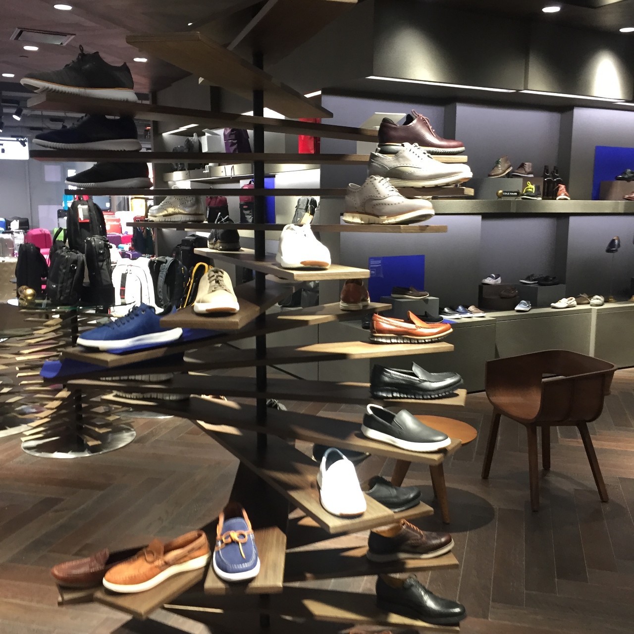 泰国曼谷商业设计,泰国设计师品牌一条街