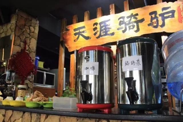 做个没感情有情怀的人,有情怀的人和没情怀的人