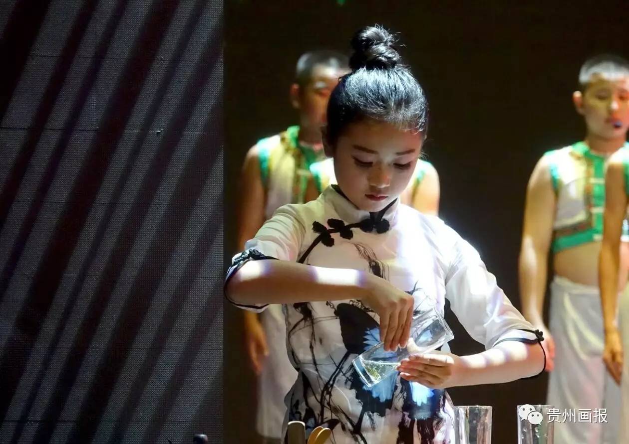 贵州贵阳学校文艺节演出,贵州乡村学校少年宫文艺汇演