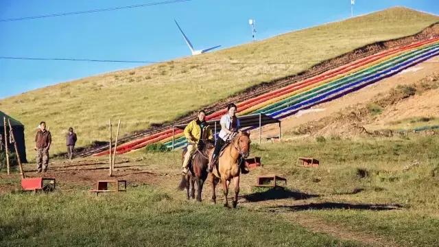 10月张家口露营地推荐,张家口断崖露营地推荐