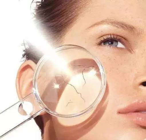 比皱纹更可怕的是面部松弛,五十岁面部松弛皱纹怎么办