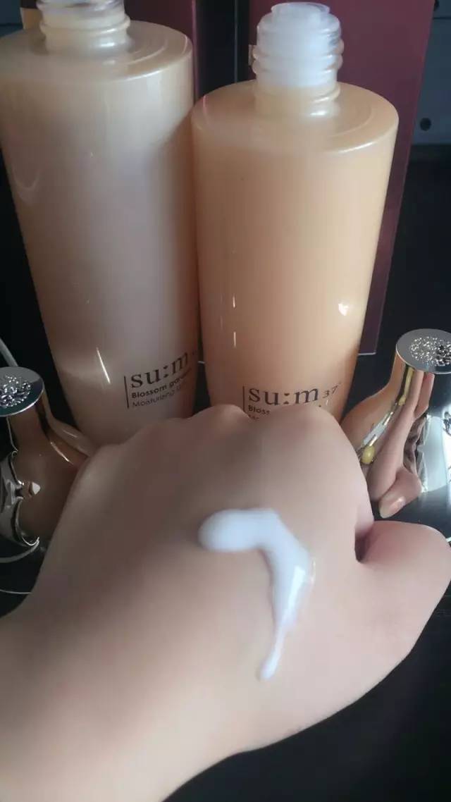 平价水乳和昂贵的区别,功效型贵妇水乳