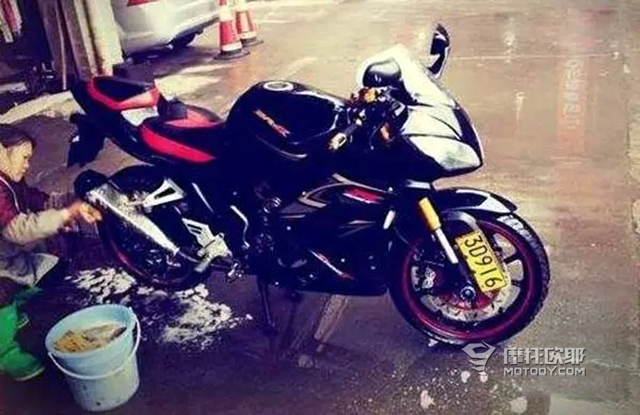 实用摩托车维修教程全套,维修摩托车诀窍大全