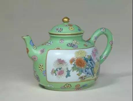 一文教你秒辨“五彩”和“粉彩”