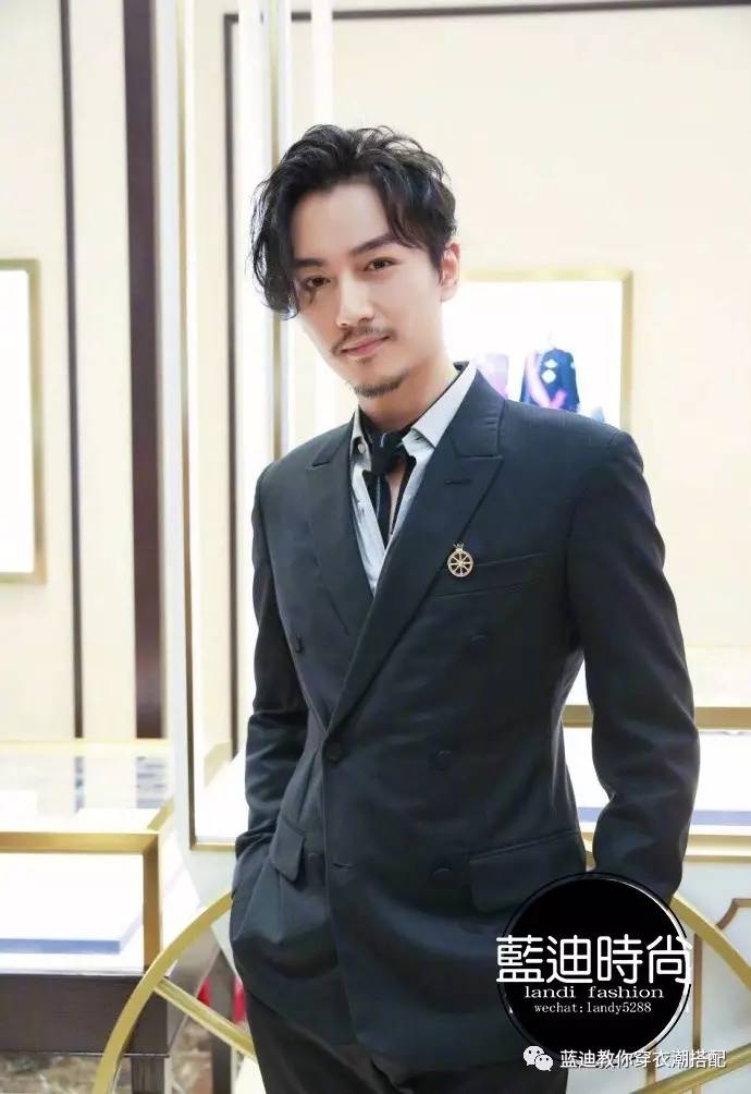 男明星白敬亭扮女装,男明星冬季穿搭白敬亭