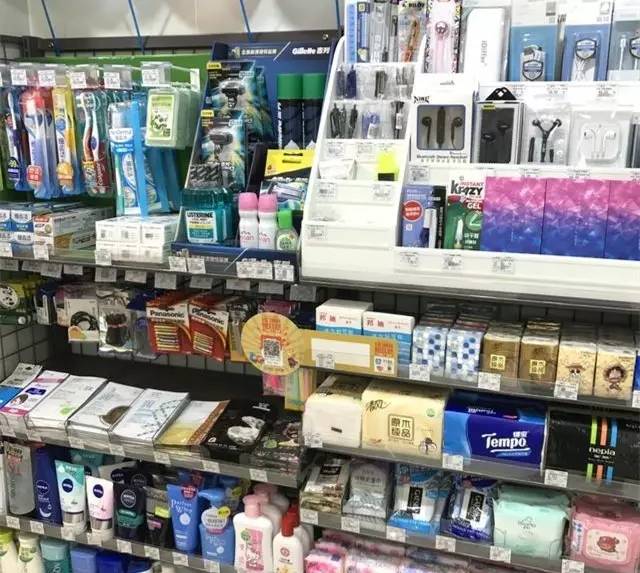 罗森便利店和罗森有啥区别,罗森便利店每一个店都一样吗