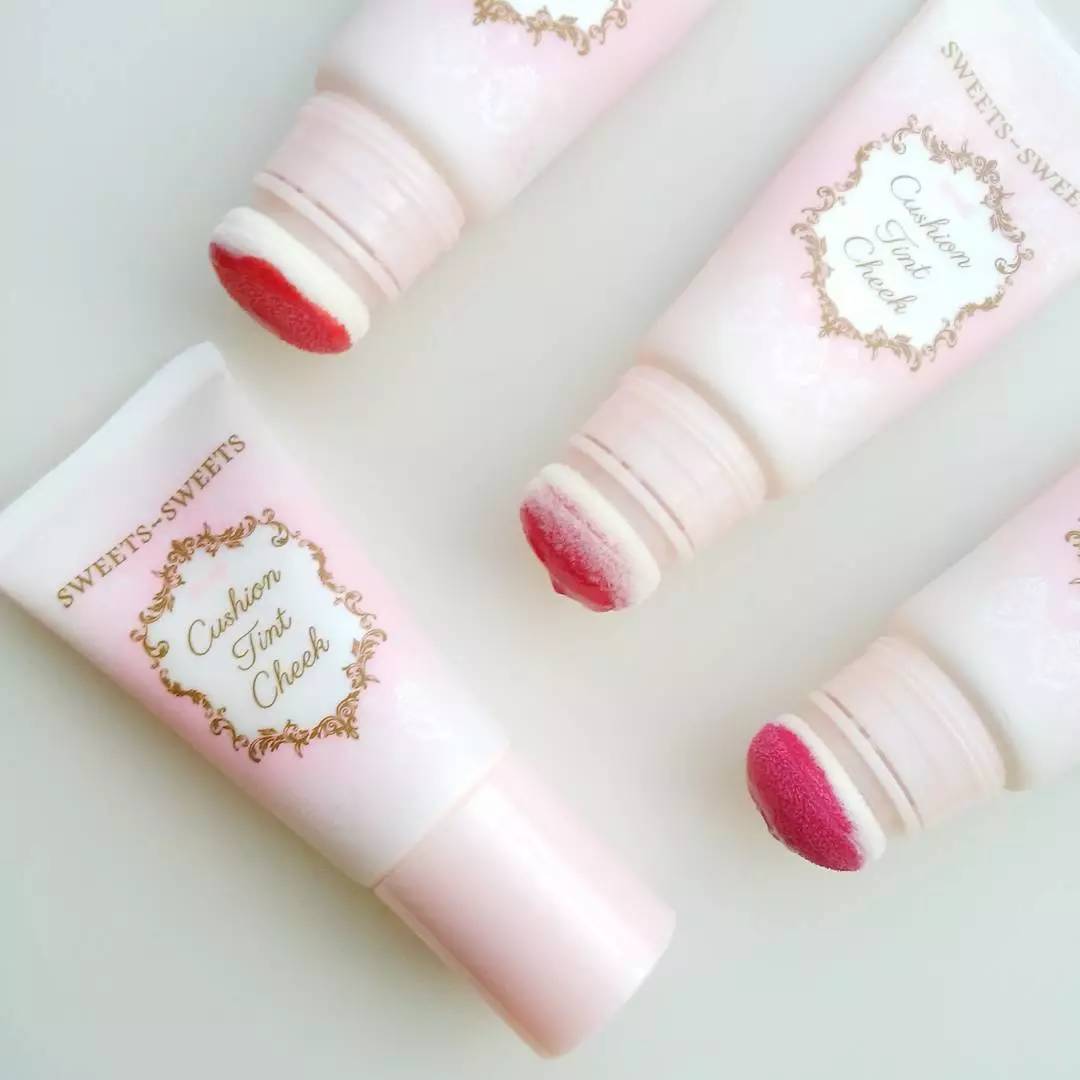 哪个彩妆品牌最好用又便宜又好看,最近几年火起来的彩妆品牌