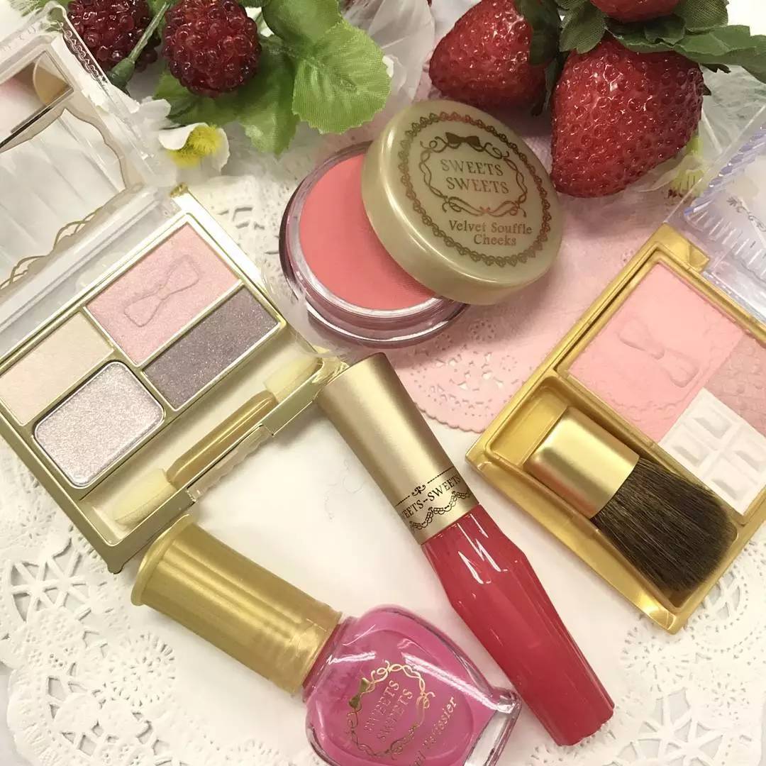 哪个彩妆品牌最好用又便宜又好看,最近几年火起来的彩妆品牌