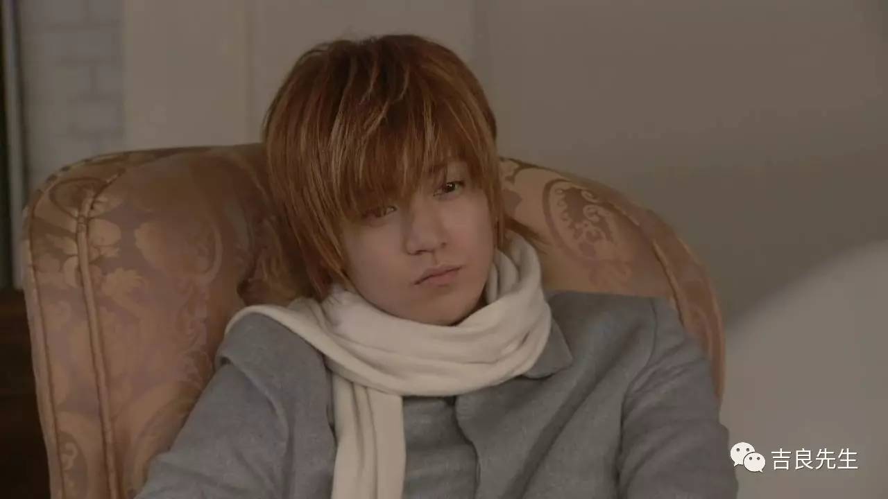 挖鼻孔的男人长相,挖鼻孔的男人