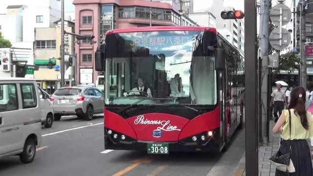 冬奥会值得珍藏纪念品,冬奥会推出的纪念品