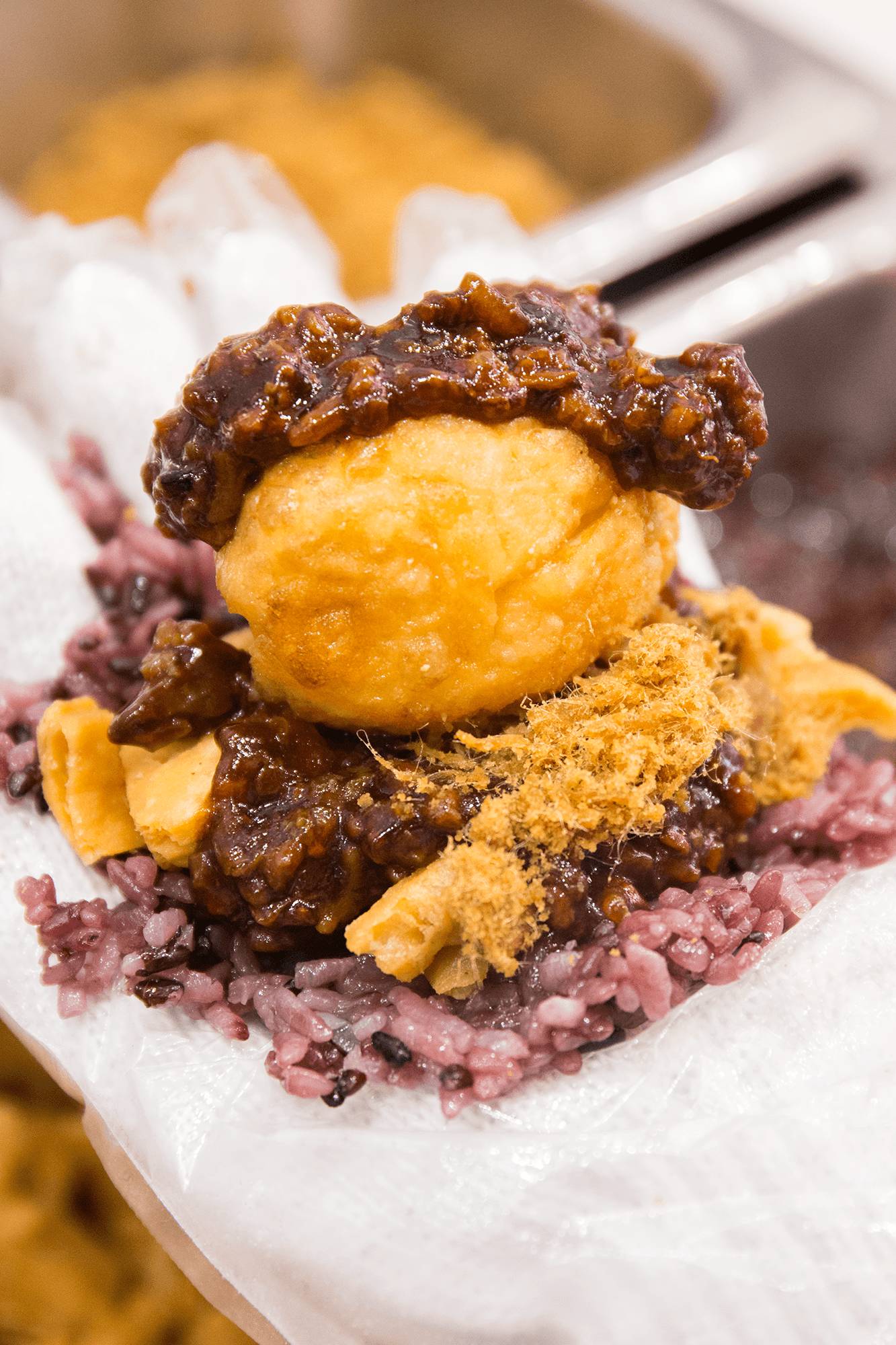 还吃啥子小面！称霸魔都25年的网红饭团杀来重庆，7块钱就能胀翻！