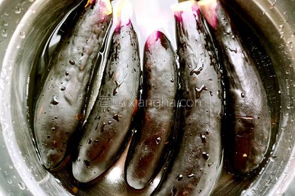 生拌茄子和青椒的独特做法,生拌茄子调汁