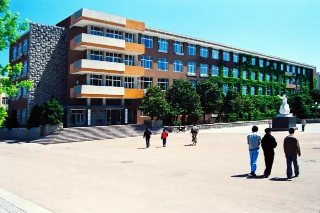 为什么一定要上大学，青岛科技大学给你答案！