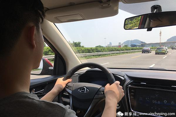 欧尚a800试驾视频,mpv长安欧尚a800视频