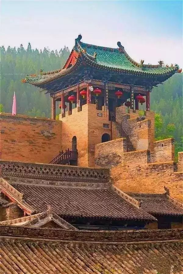 小县城的风景有多惊艳,小县城的风景不输大城市