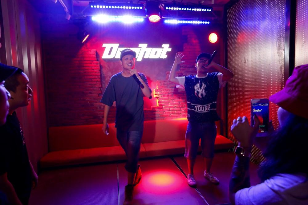 他家驴火店混搭嘻哈风吃完来段freestyle两国开张获投1千万