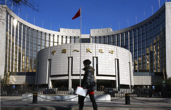 标普调低四大信用评级标准,标普下调中国信用评级意味着什么